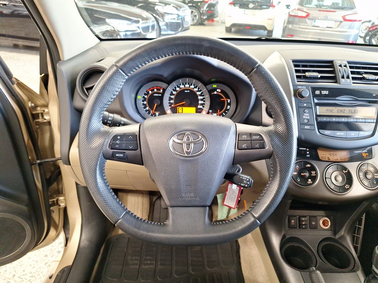 TOYOTA RAV4 2012
