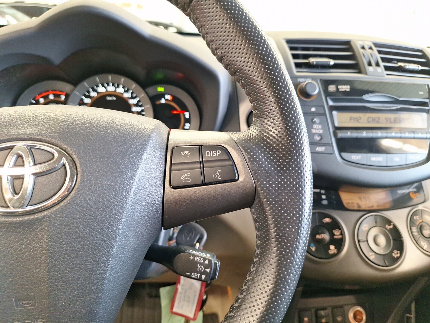 TOYOTA RAV4 2012