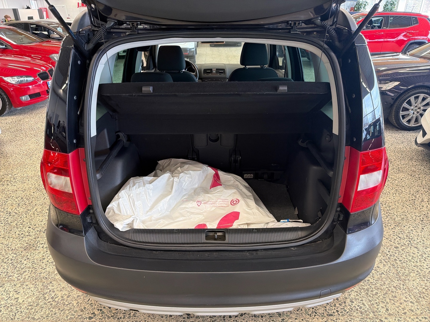 SKODA Yeti 2012