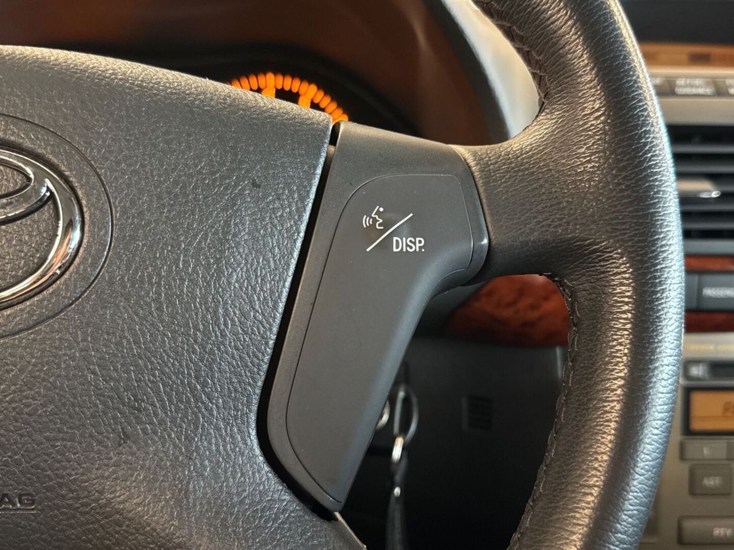 TOYOTA Avensis 18