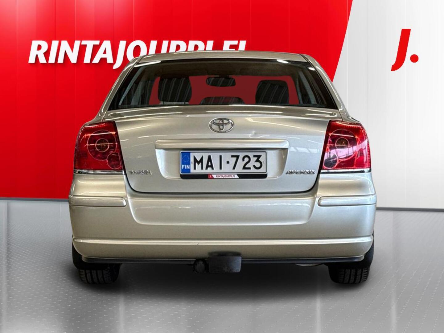 TOYOTA Avensis 5