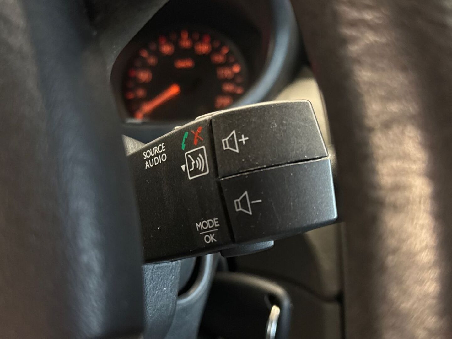 RENAULT Trafic 21