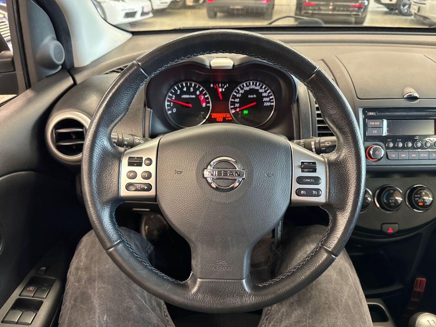 NISSAN Note 2013