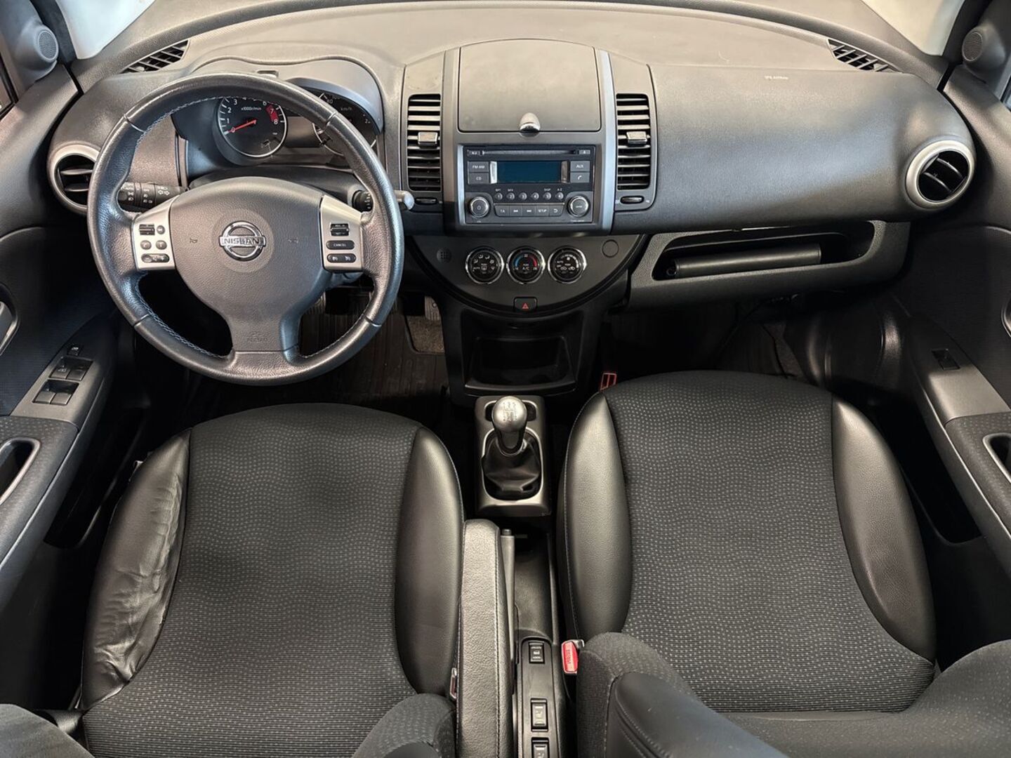 NISSAN Note 2013