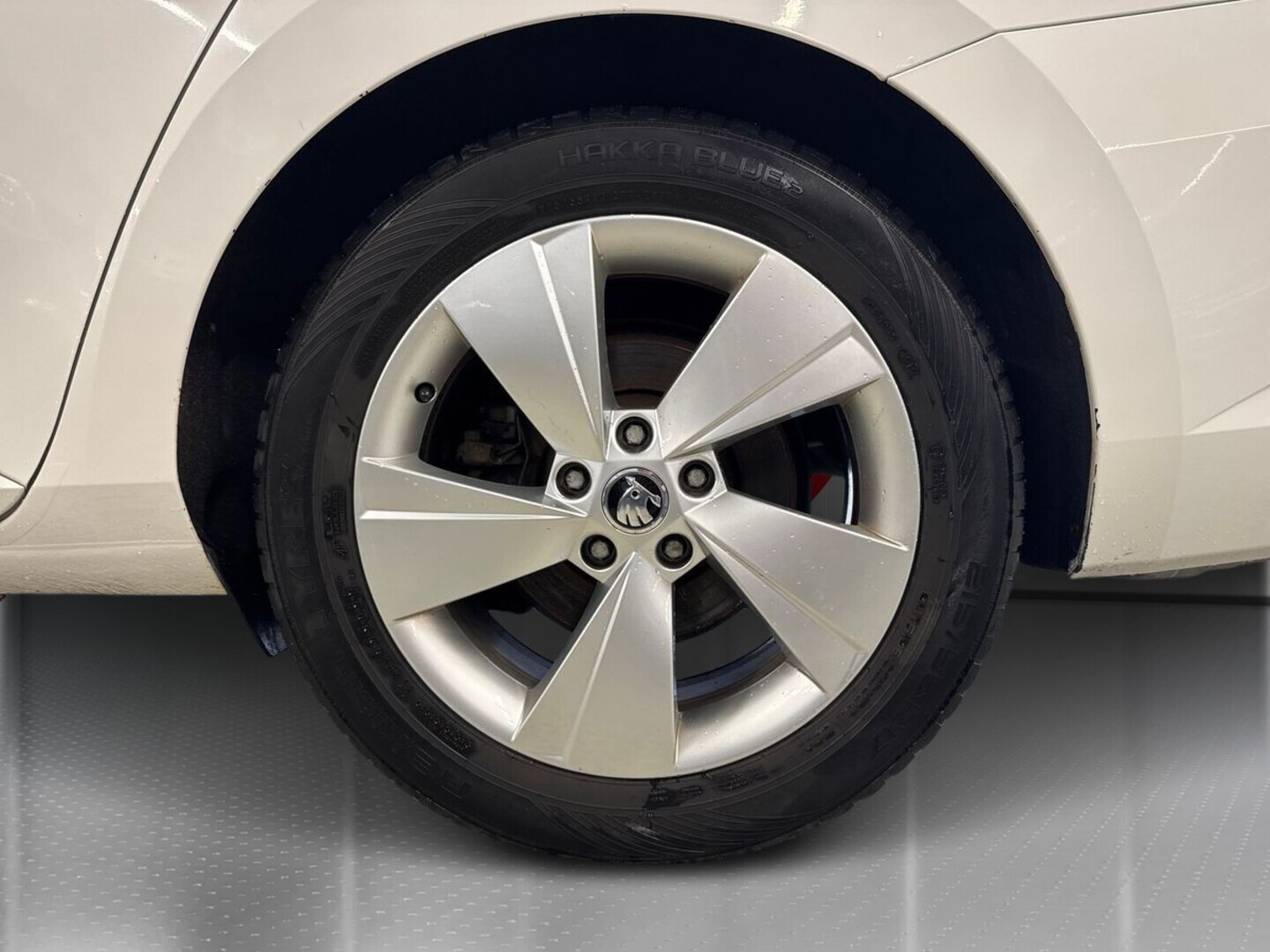 SKODA Superb 2016
