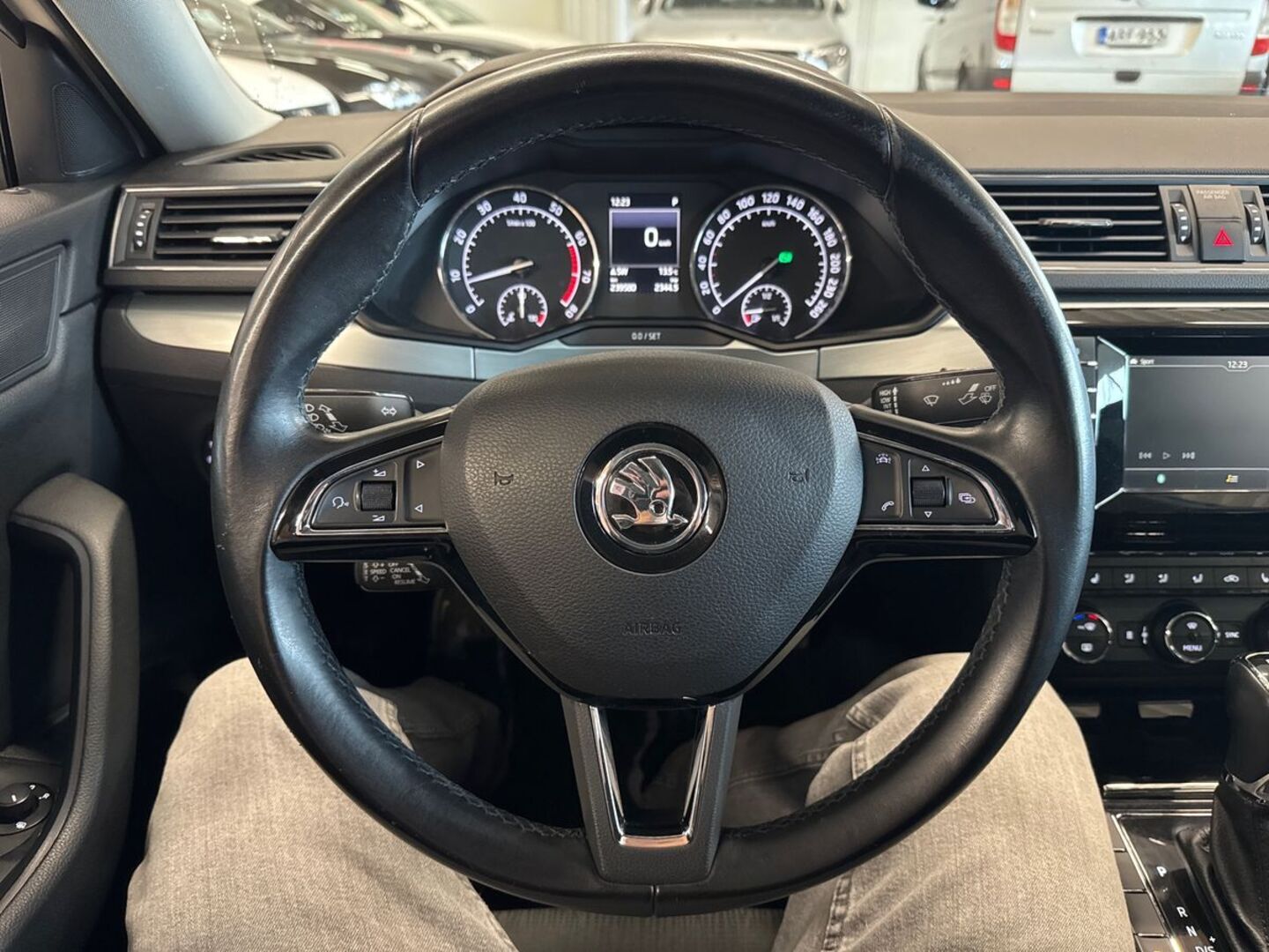 SKODA Superb 2016