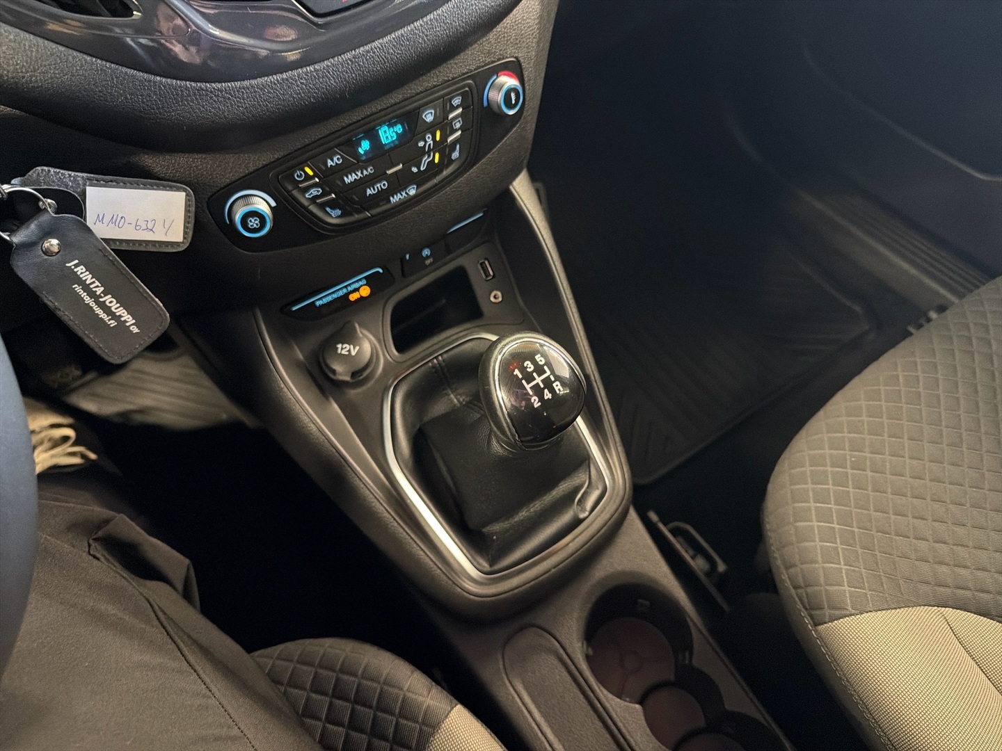 FORD Tourneo Courier 2017