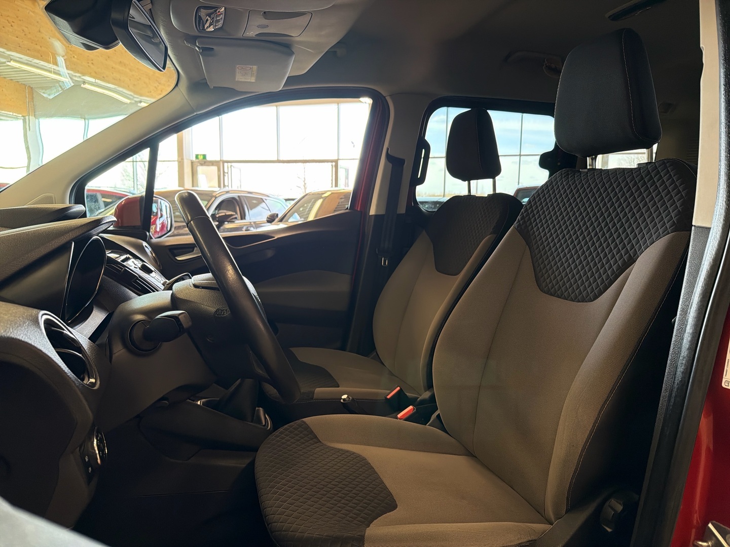 FORD Tourneo Courier 2017