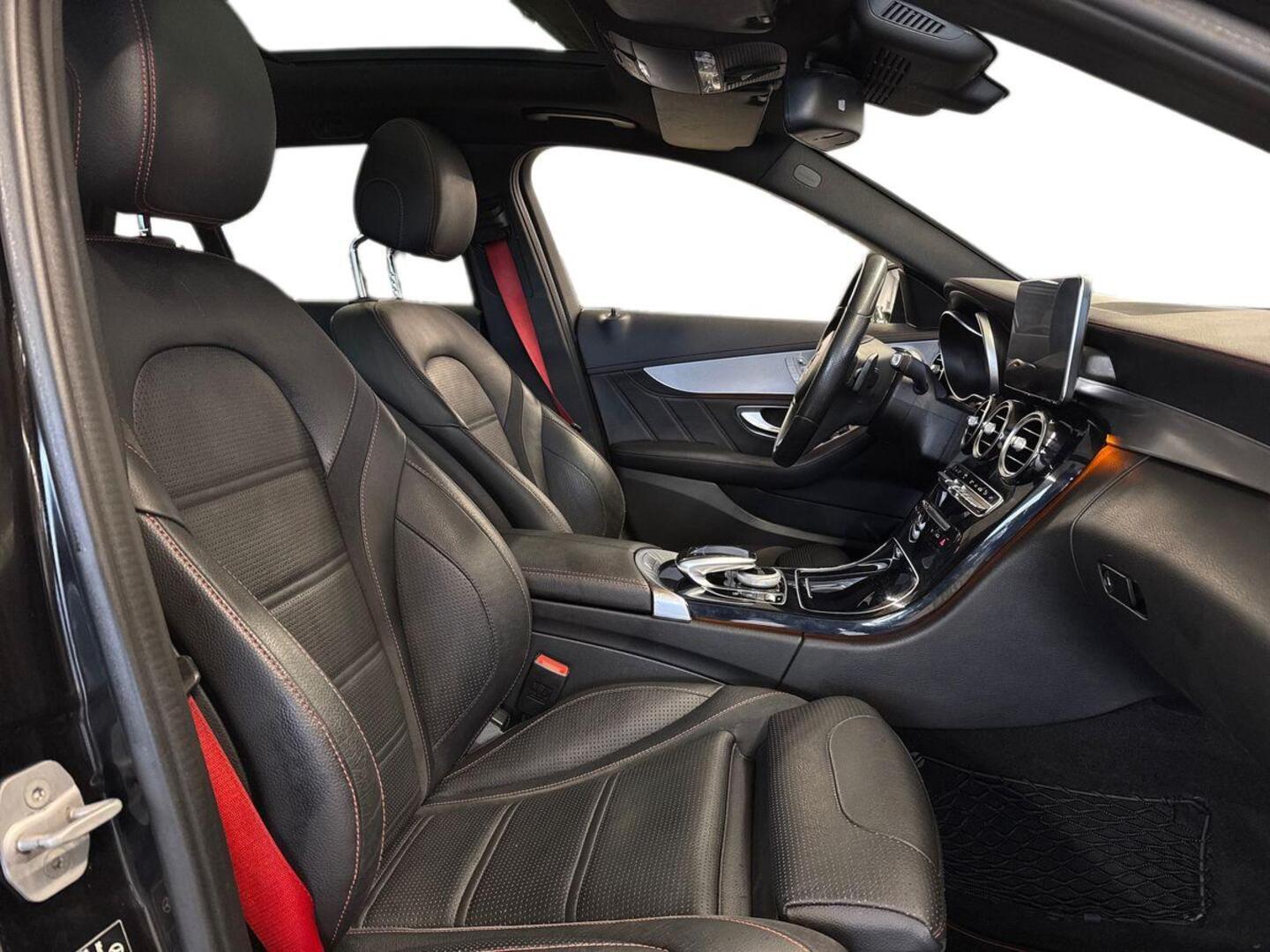 MERCEDES-BENZ C 43 AMG 2016