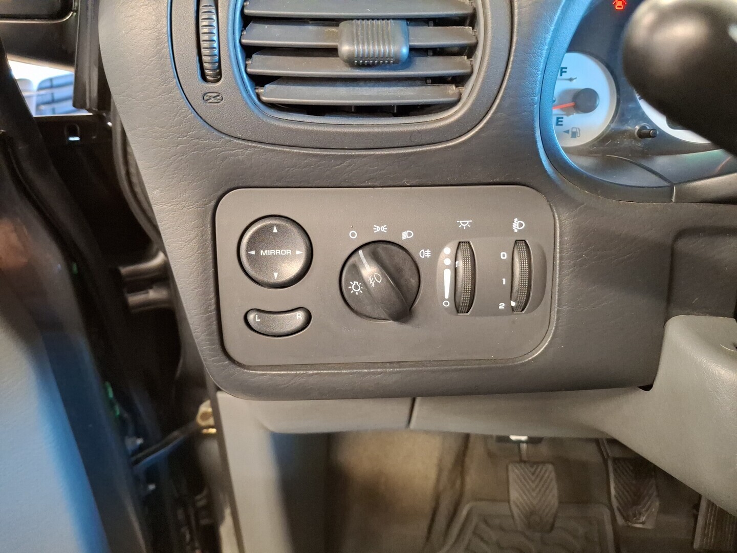 CHRYSLER Voyager 2005