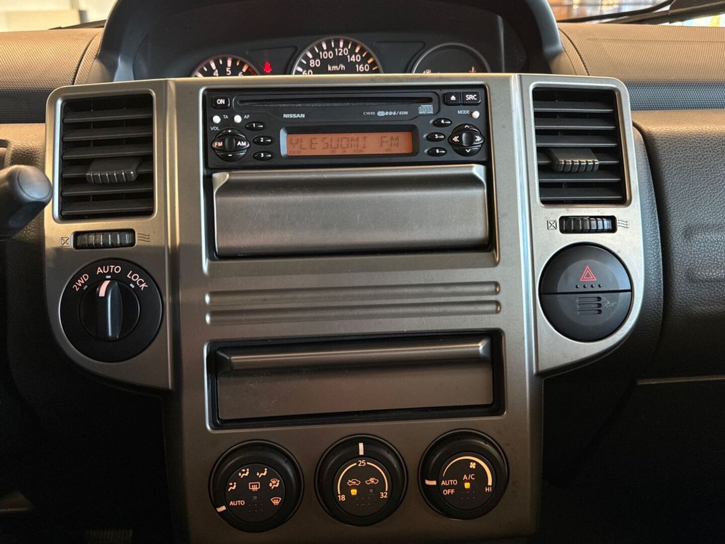 NISSAN X-TRAIL 21
