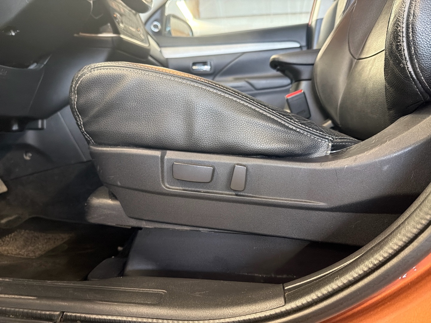 MITSUBISHI Outlander 2013