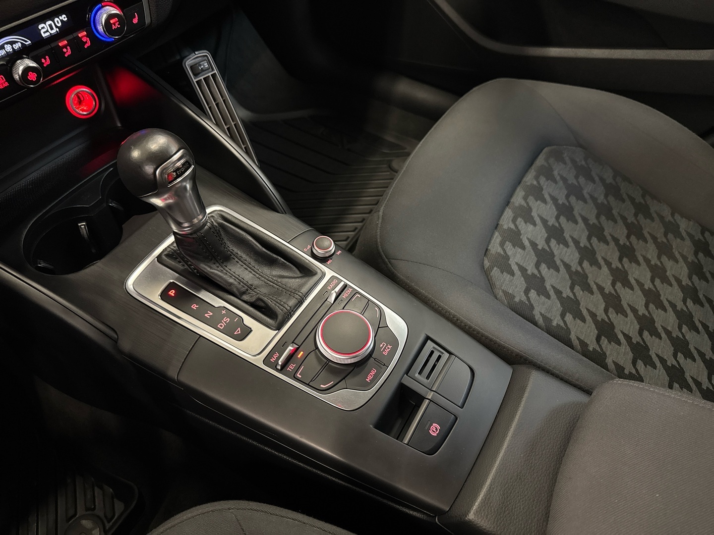 AUDI A3 2014
