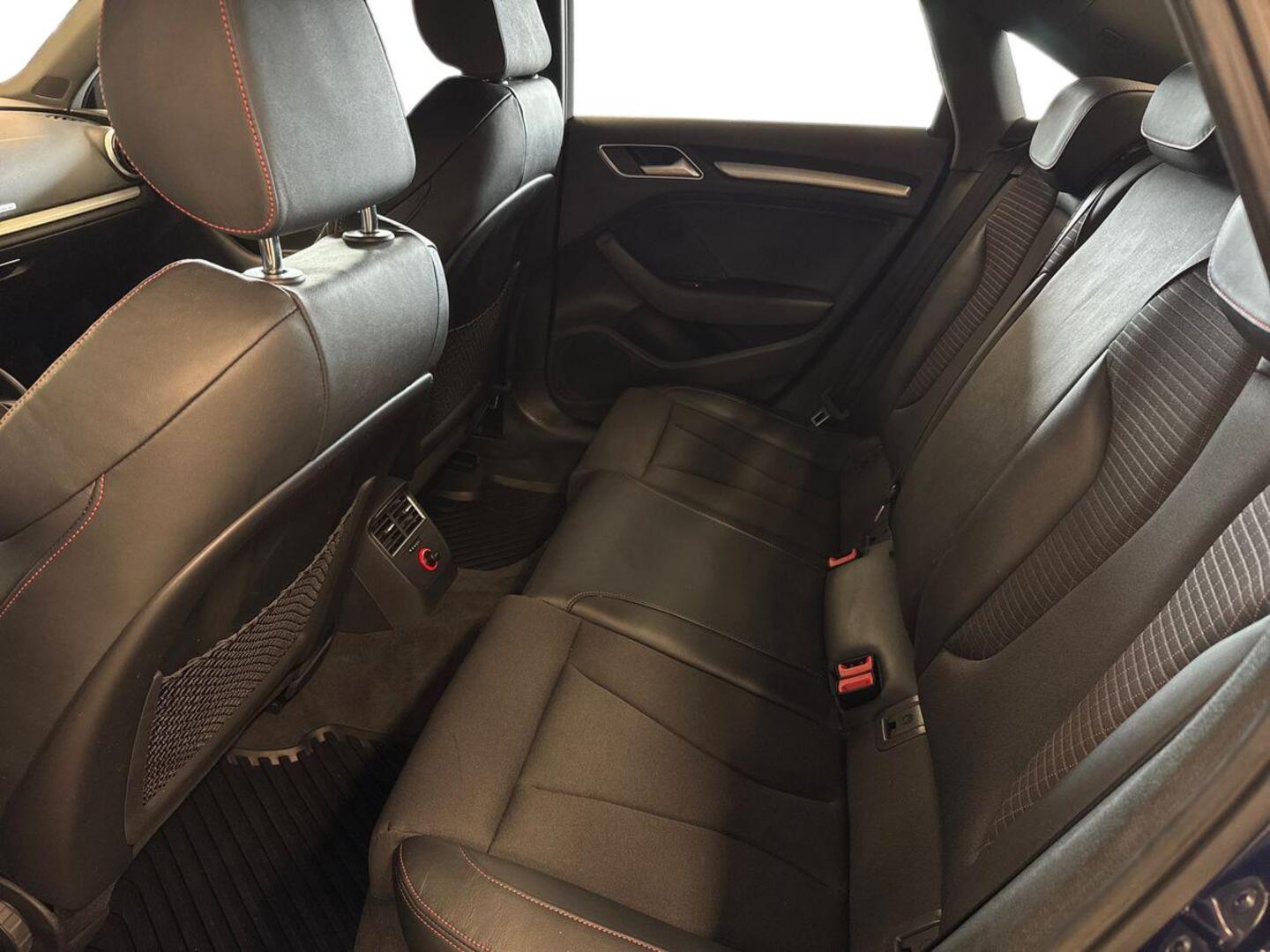 AUDI S3 2015