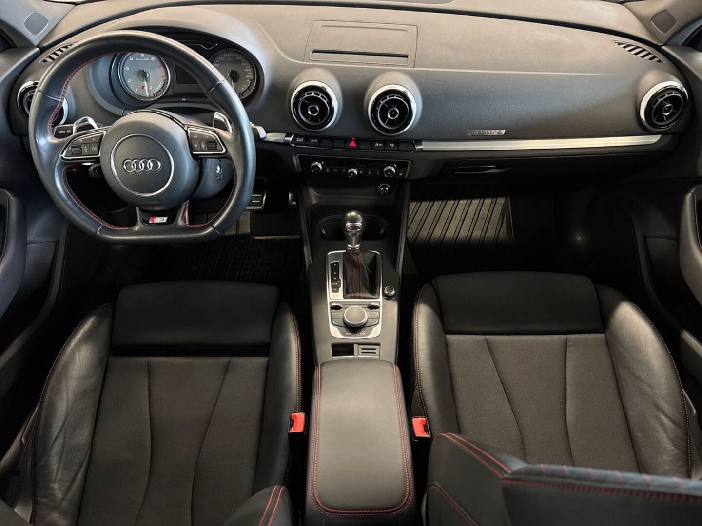 AUDI S3 2015