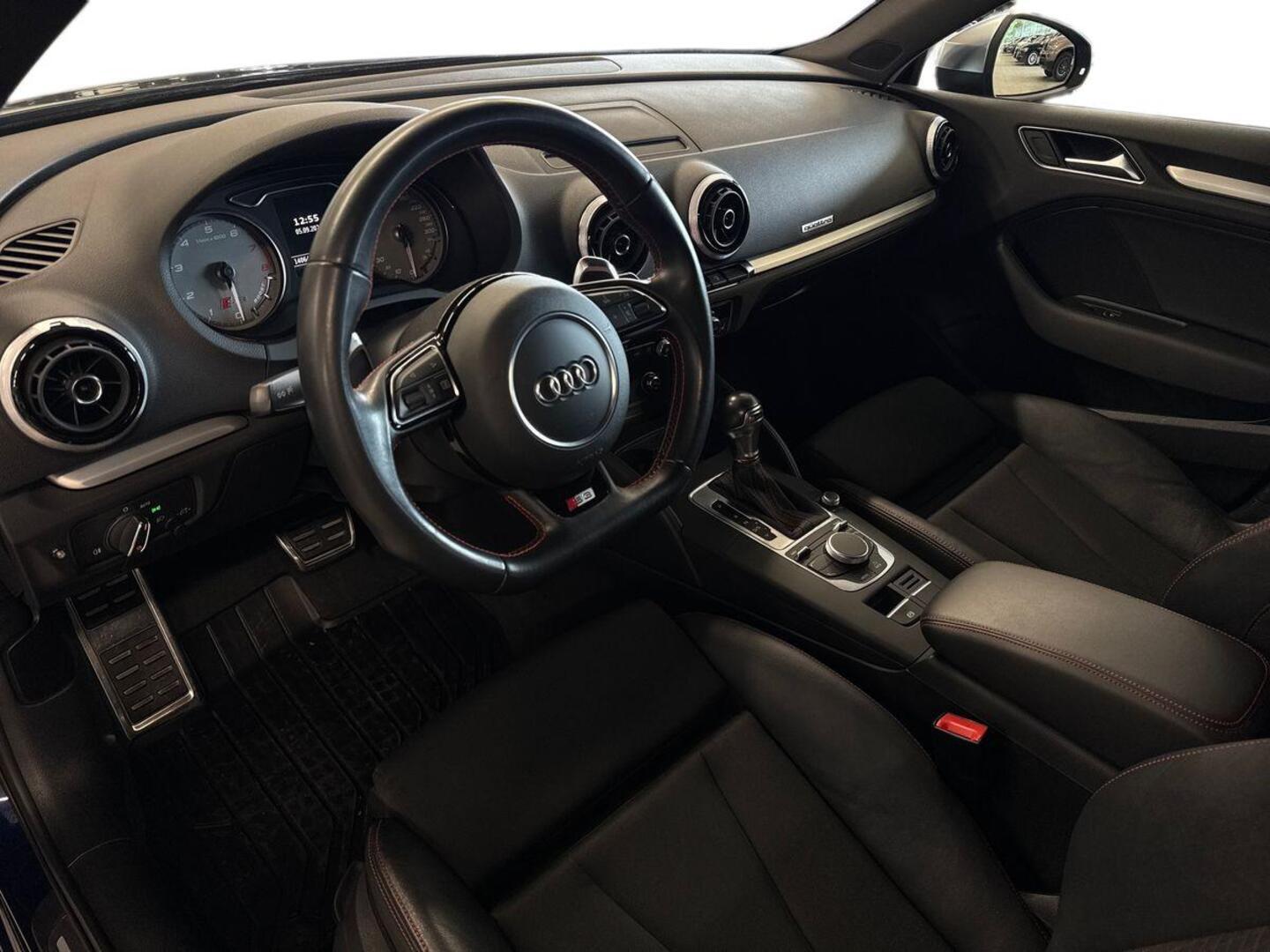 AUDI S3 2015