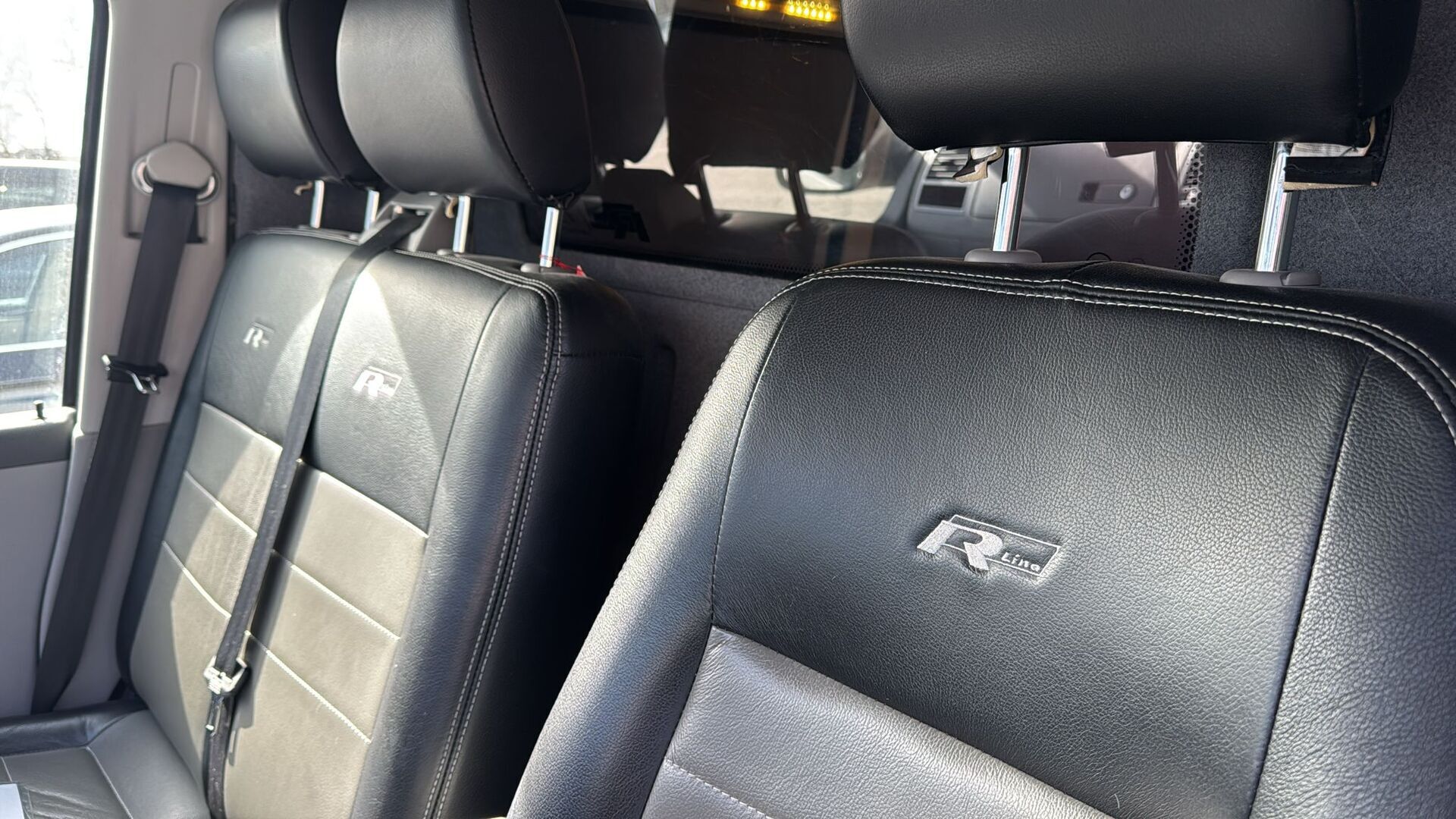 VOLKSWAGEN Transporter 2015