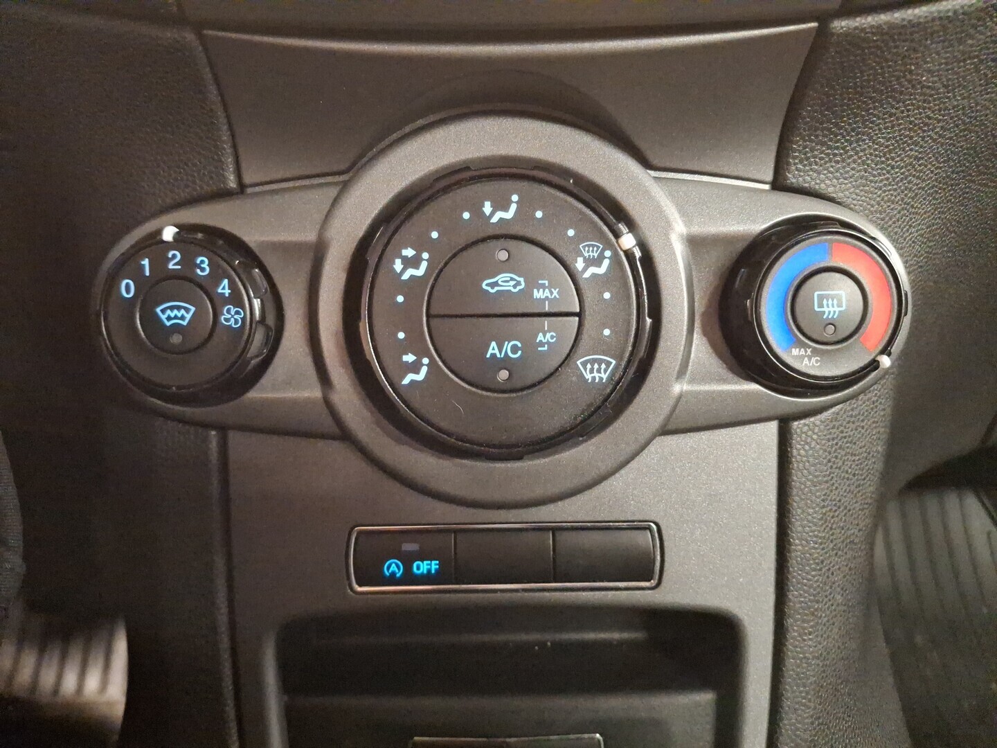 FORD Fiesta Van 2016