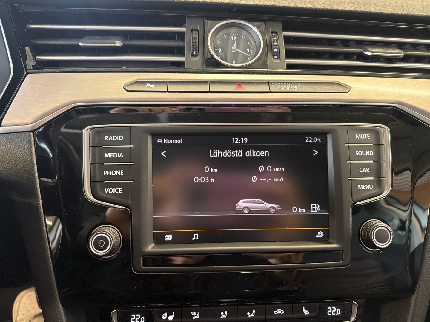 VOLKSWAGEN Passat 2016