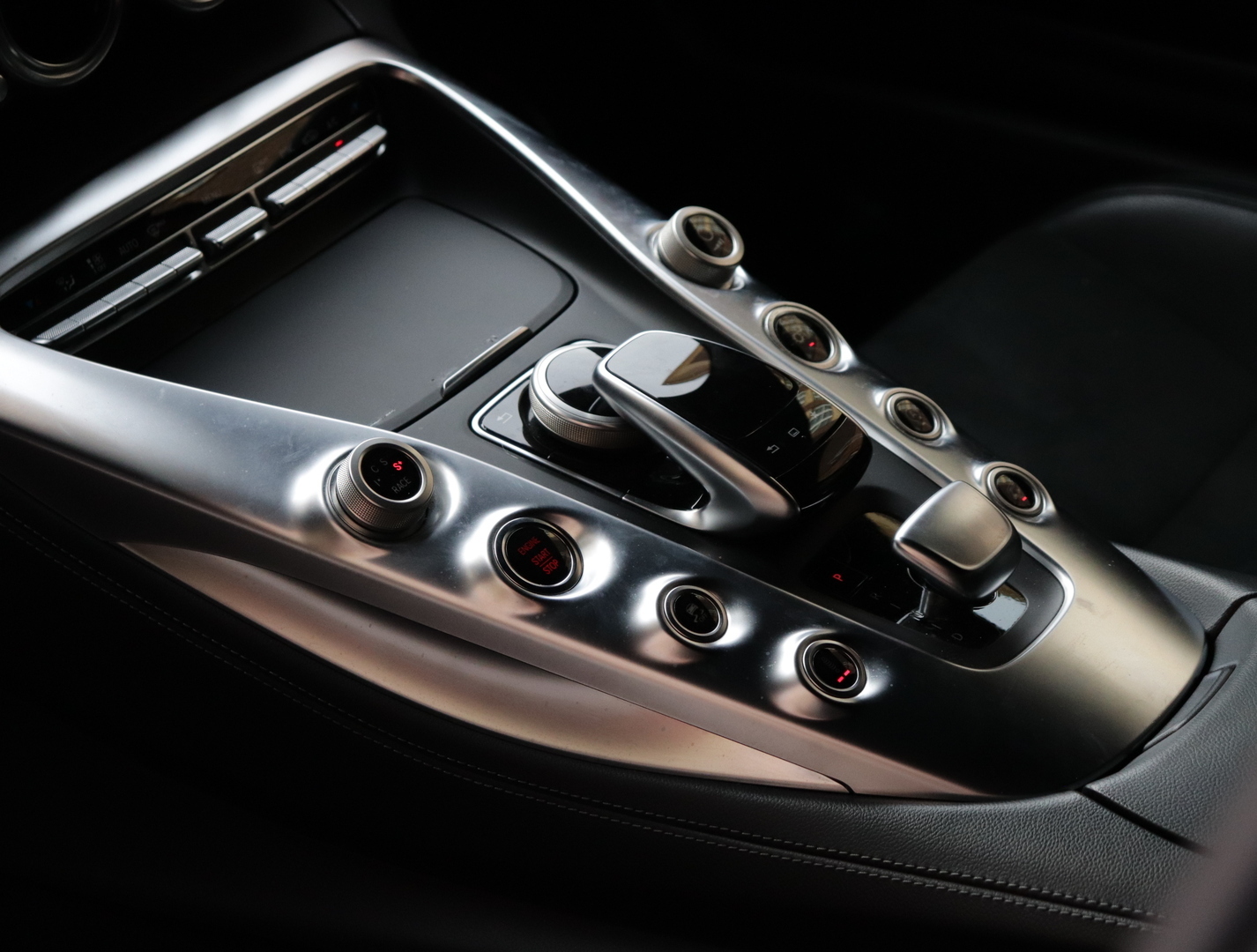 MERCEDES-BENZ AMG GT S 2015
