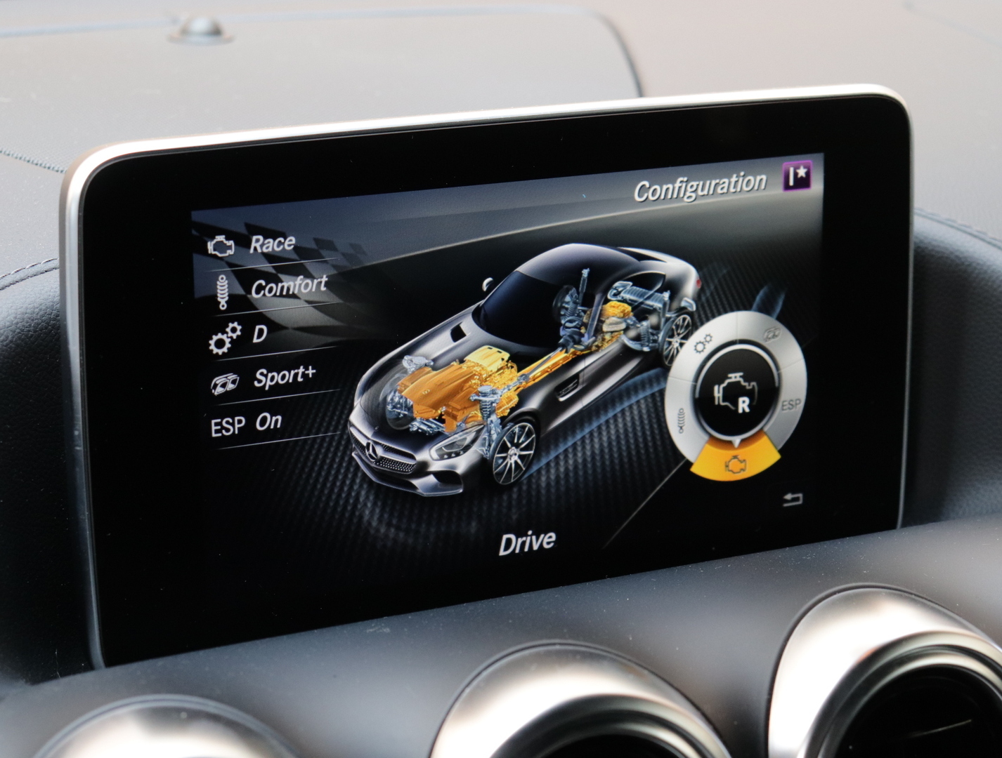 MERCEDES-BENZ AMG GT S 2015