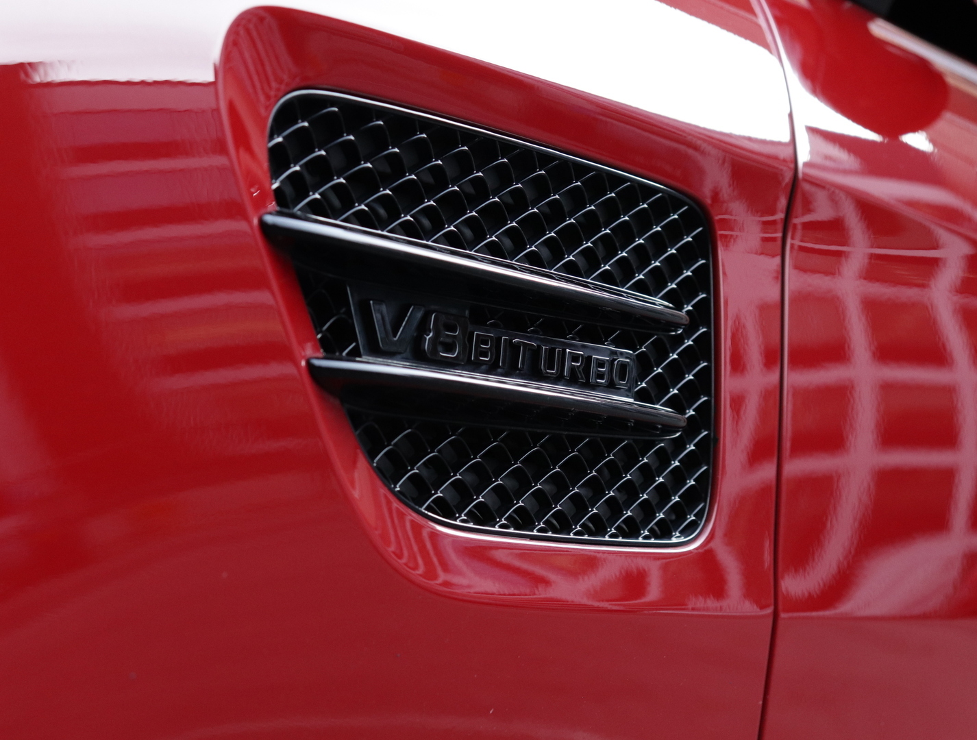 MERCEDES-BENZ AMG GT S 2015