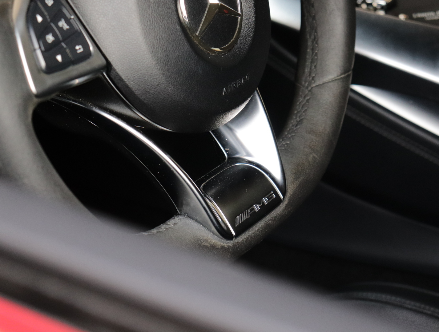 MERCEDES-BENZ AMG GT S 2015