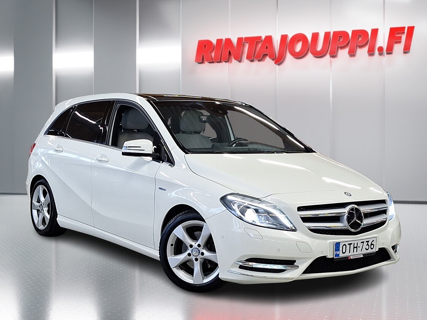 MERCEDES-BENZ B 2012