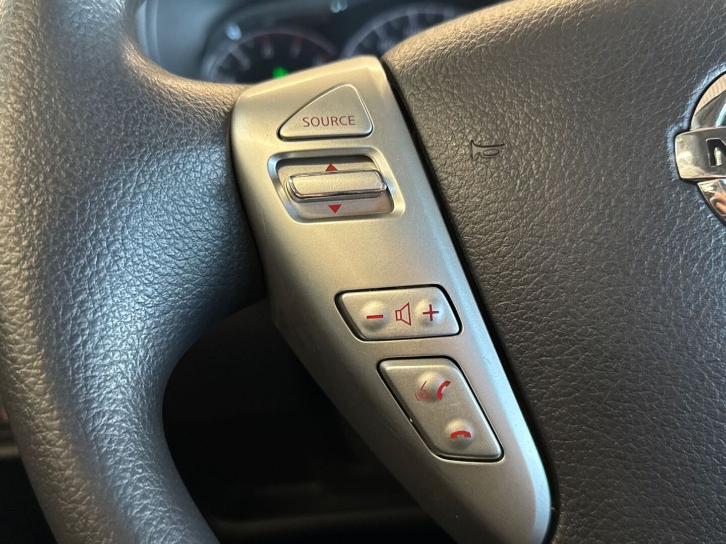 NISSAN Note 17