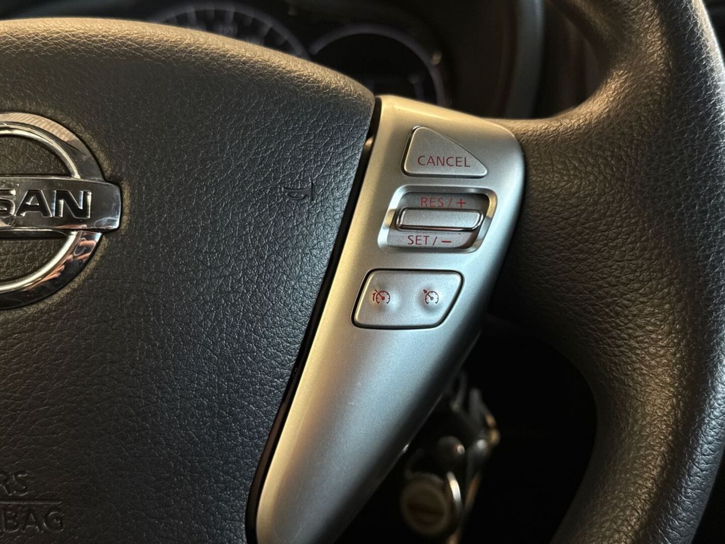 NISSAN Note 18