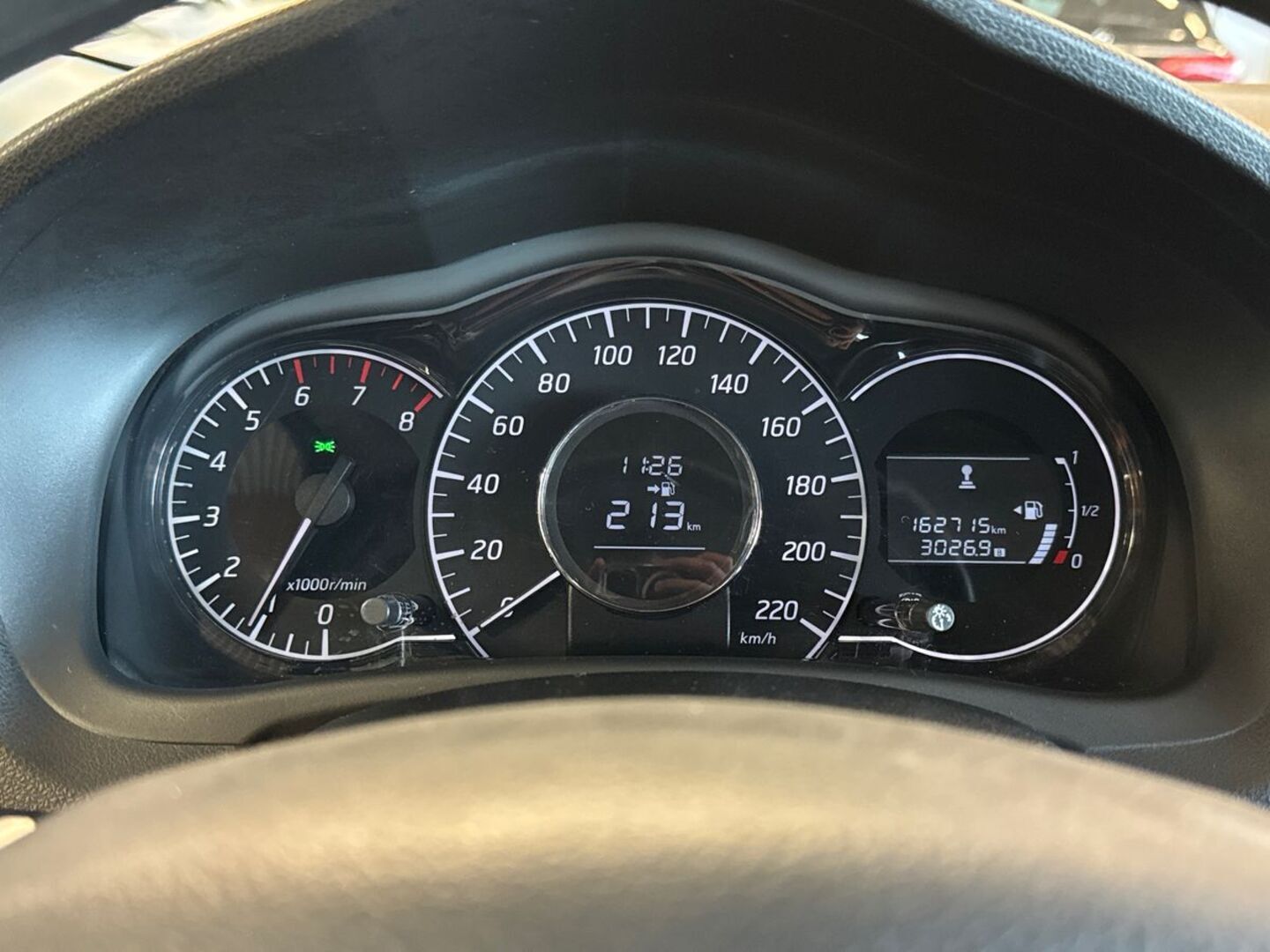 NISSAN Note 19