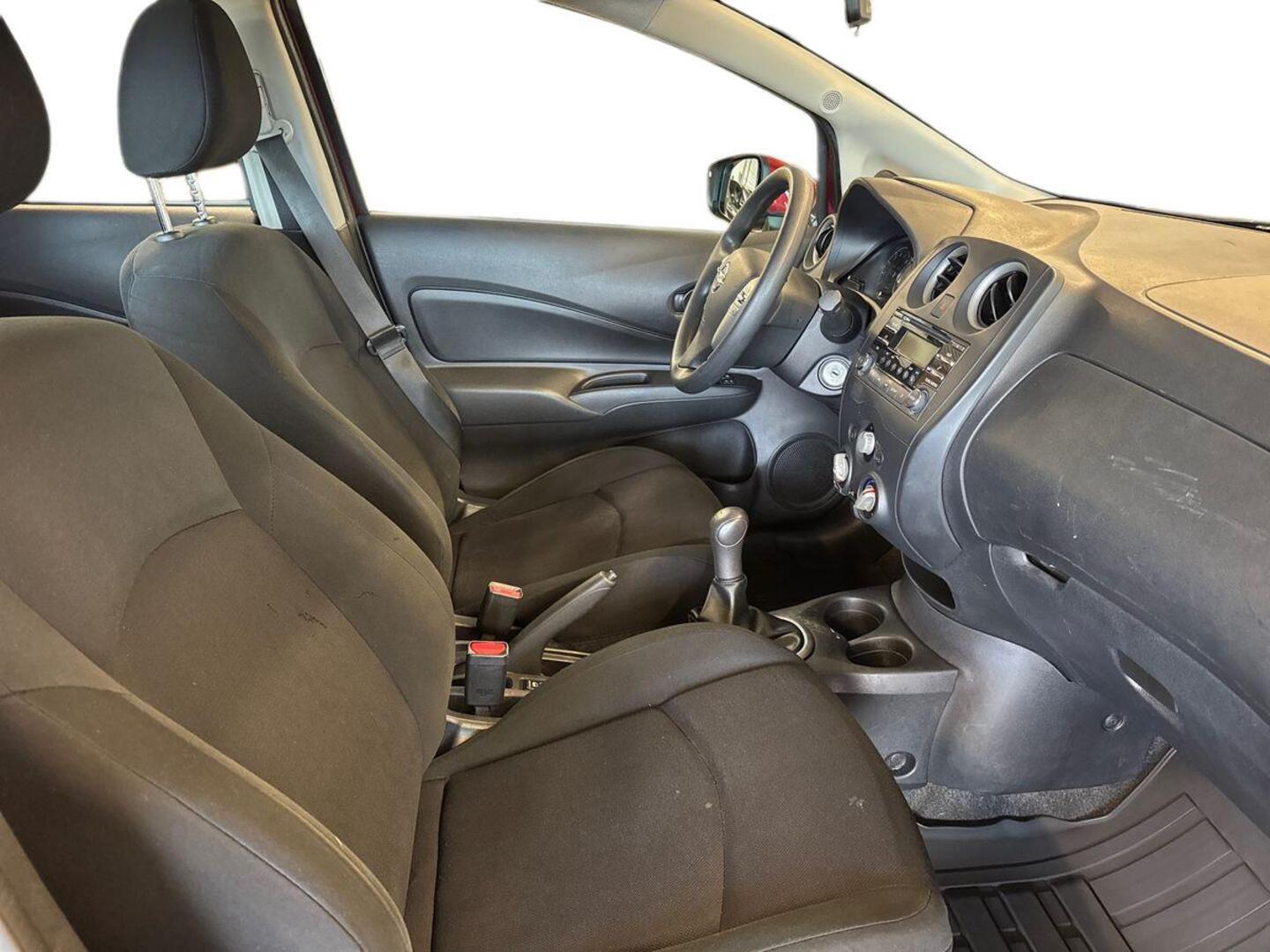 NISSAN Note 9