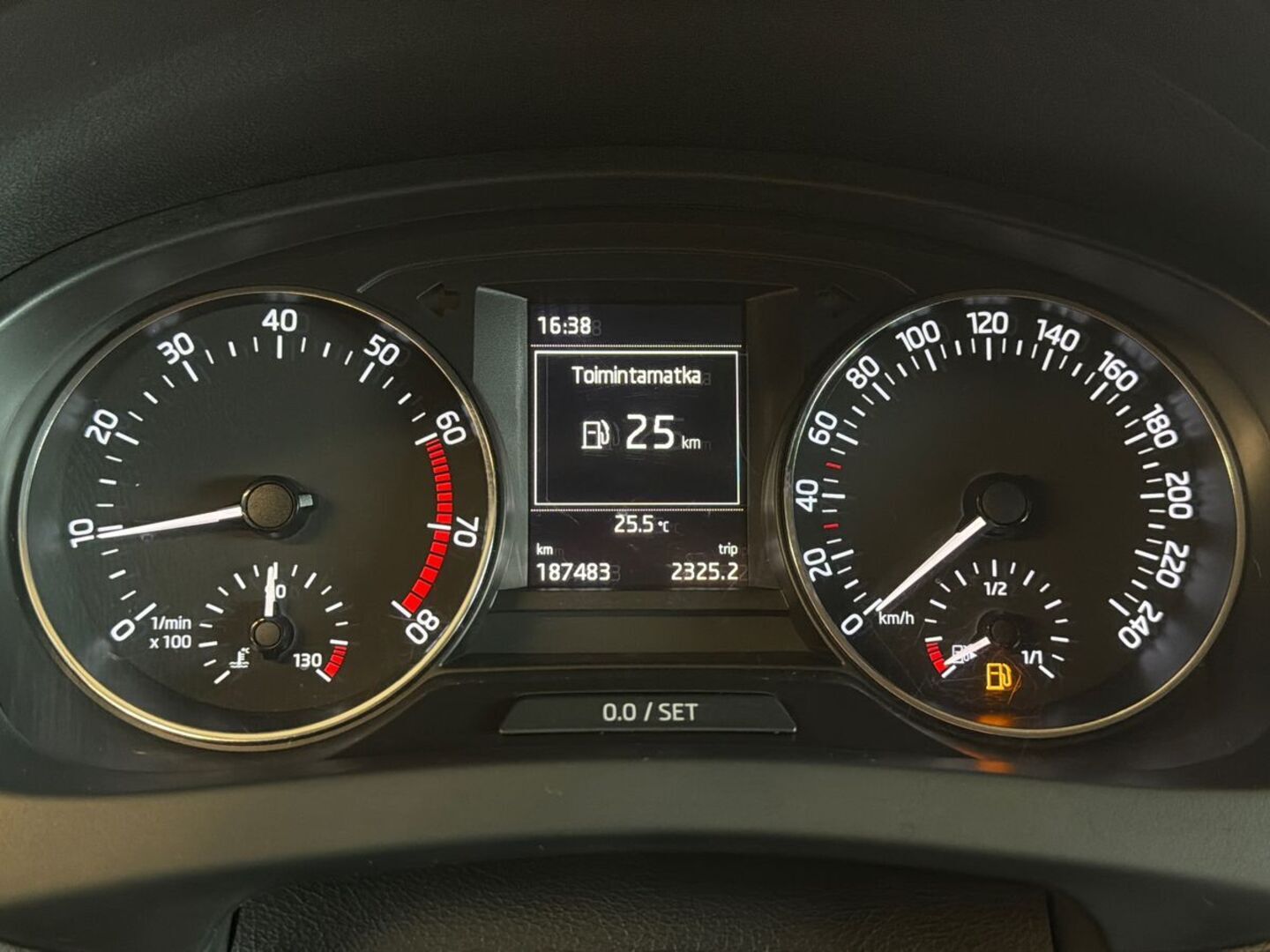 SKODA Rapid 2016
