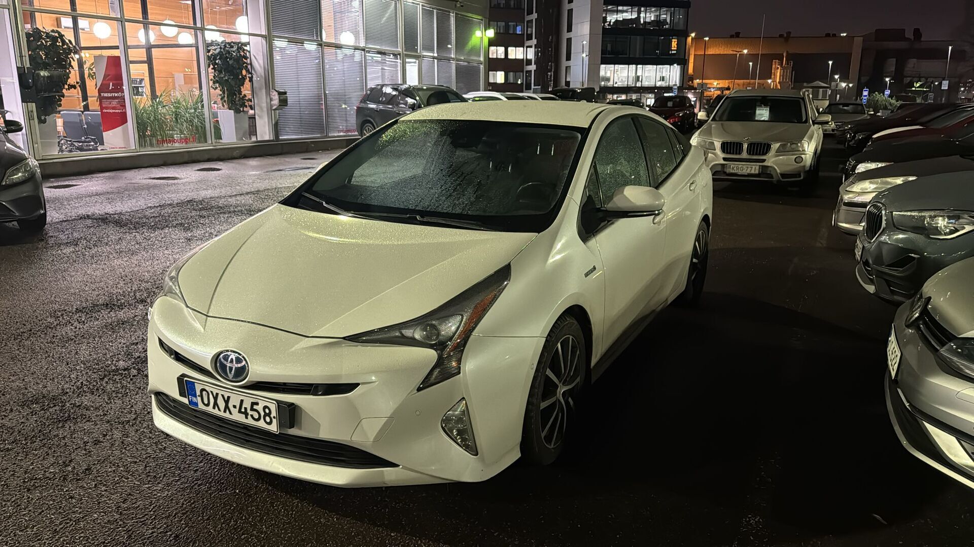 TOYOTA Prius 2017