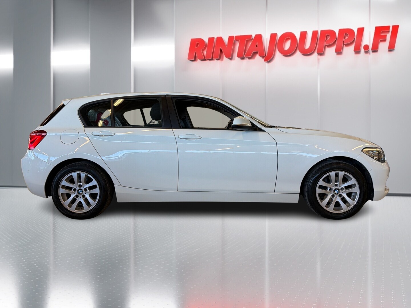 BMW 118 2018