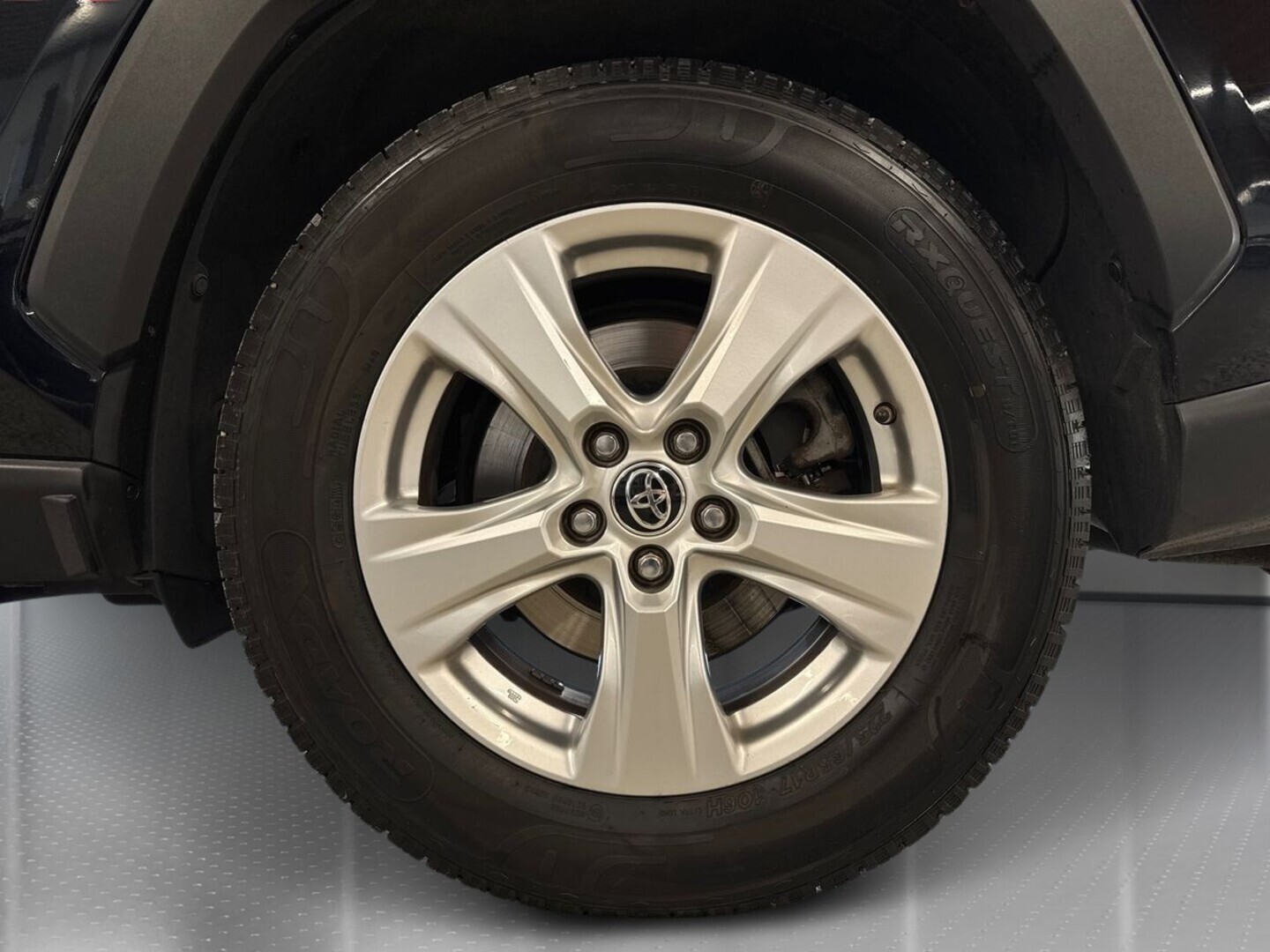 TOYOTA RAV4 2021