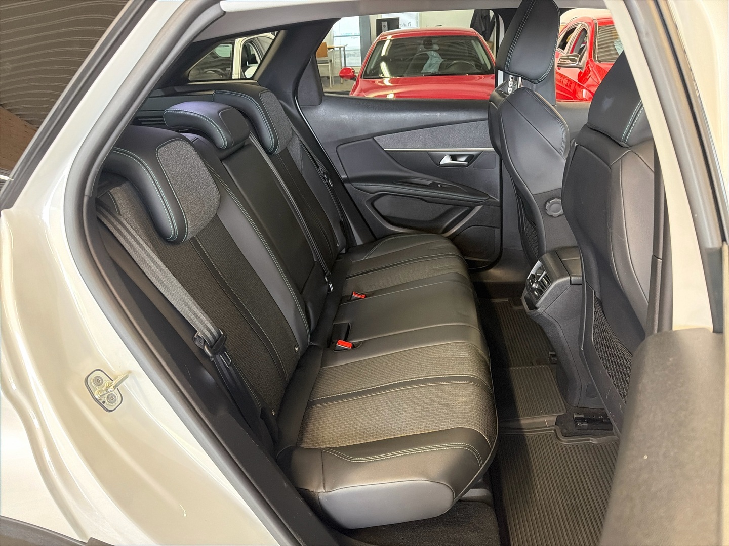 PEUGEOT 3008 2022