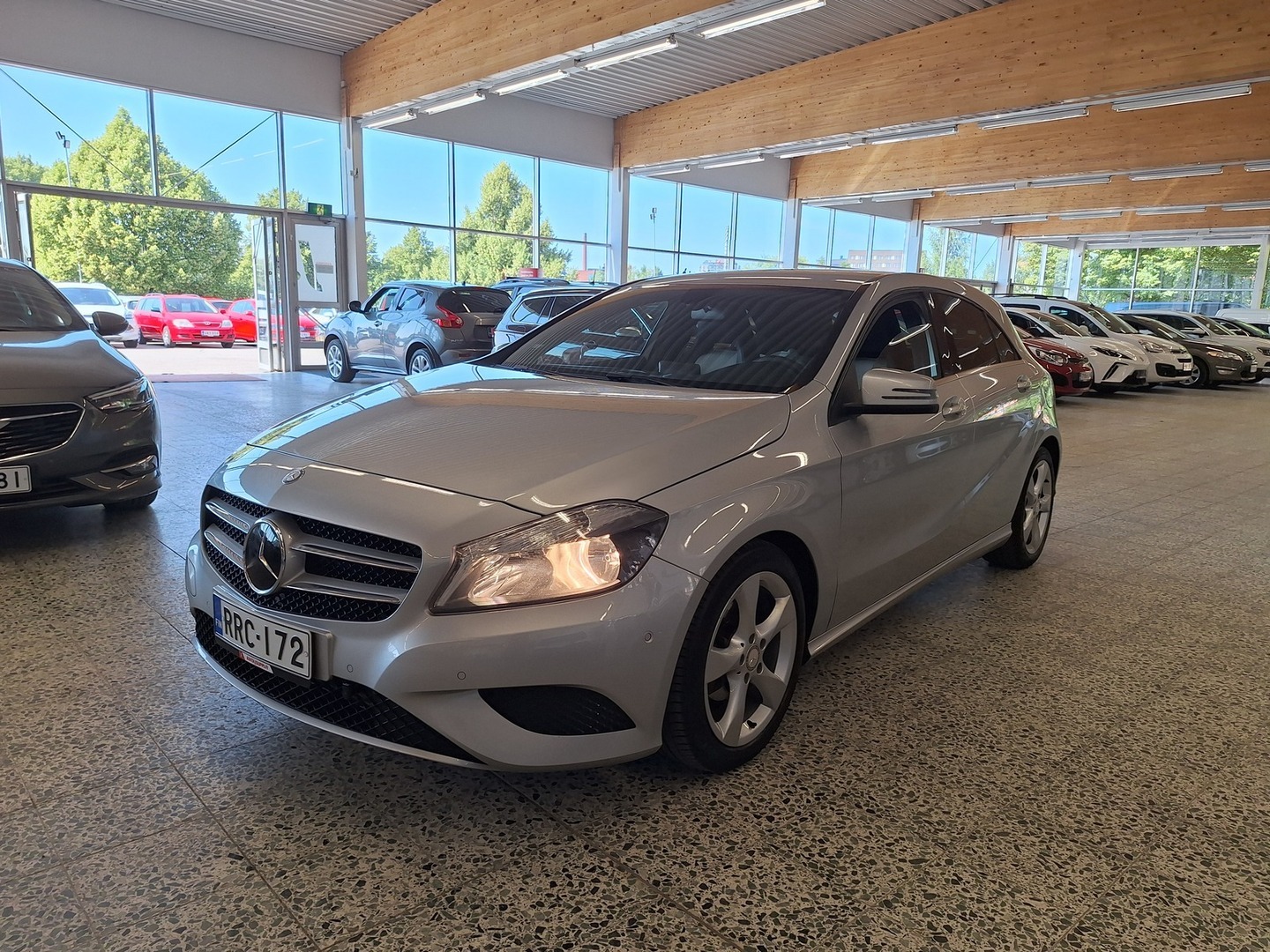 MERCEDES-BENZ A 2013