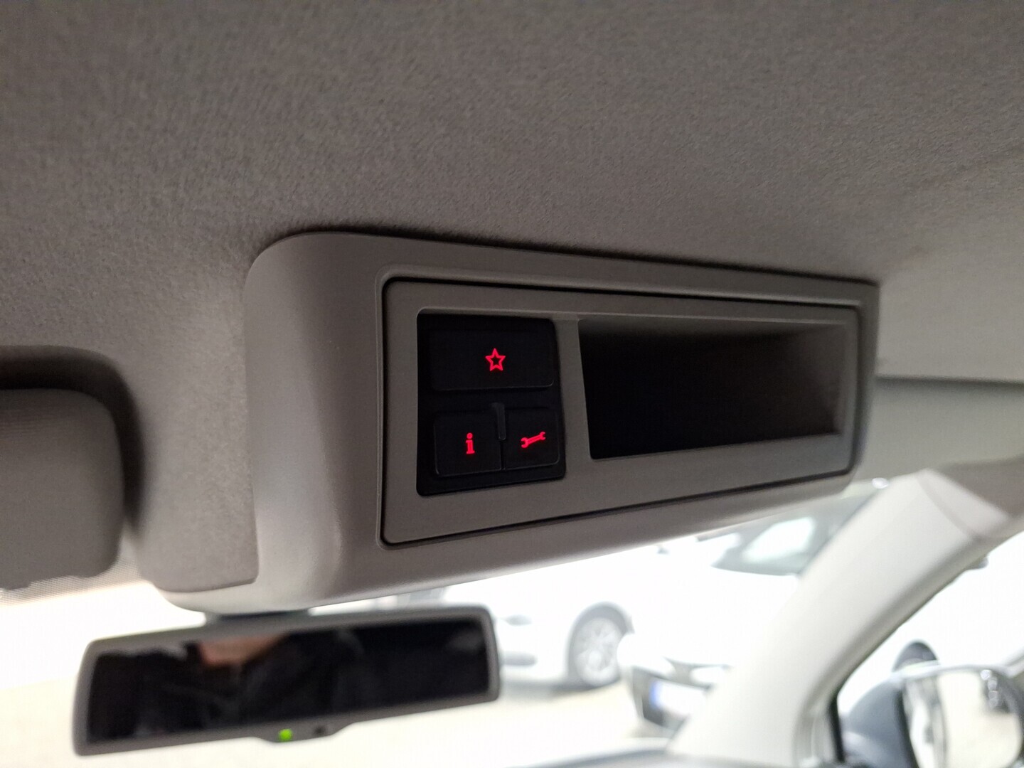 VOLKSWAGEN Transporter 2013