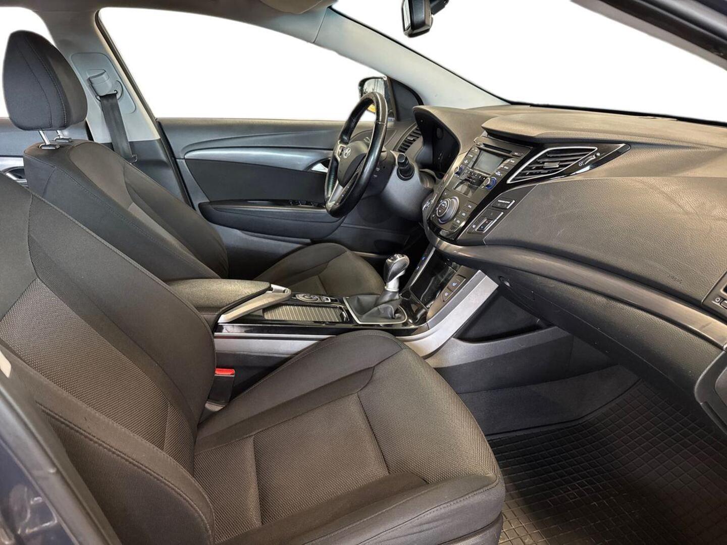 HYUNDAI i40 Wagon 9