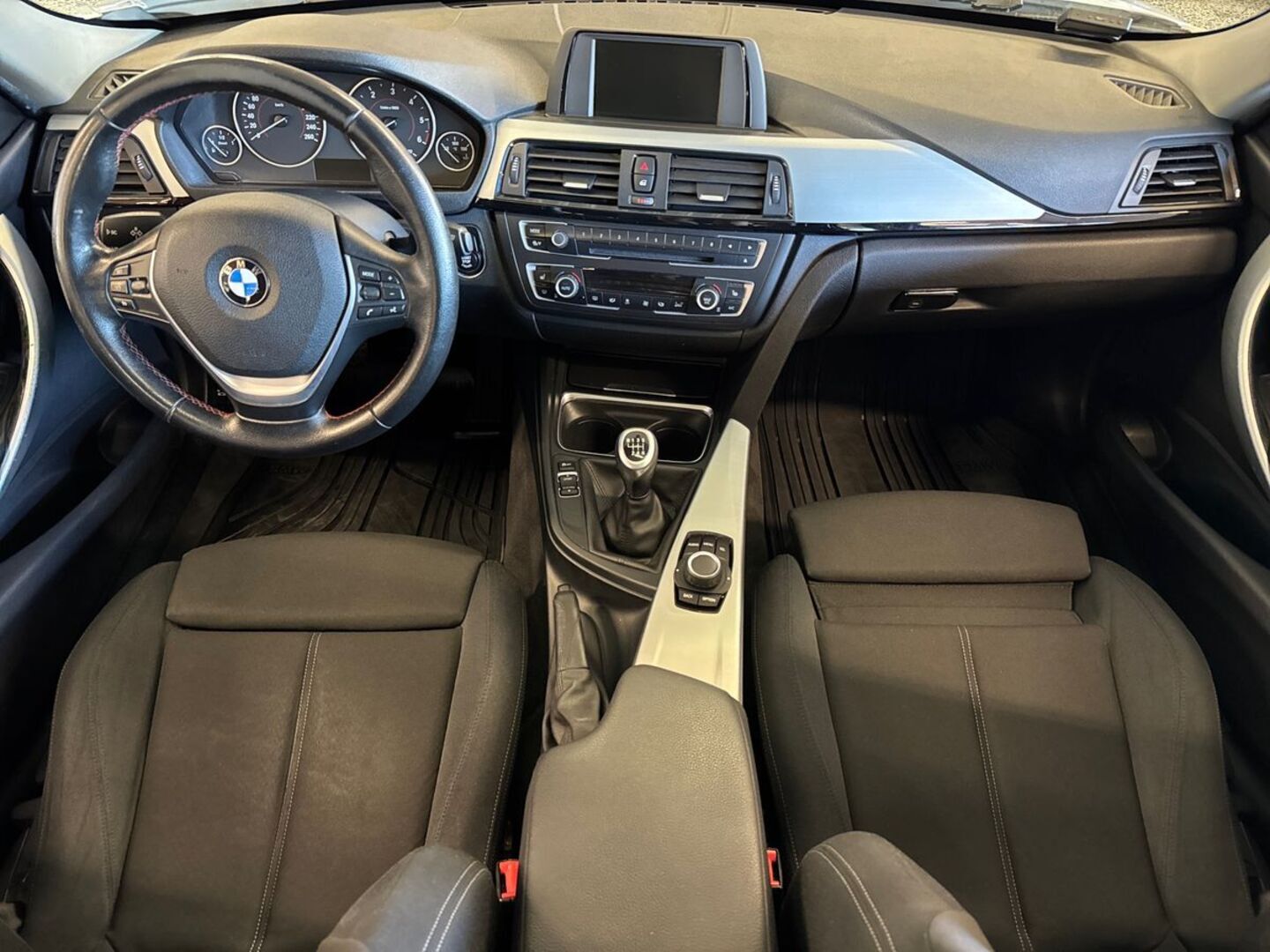 BMW 320 2013