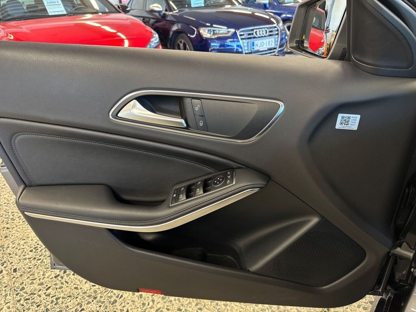 MERCEDES-BENZ A 2017