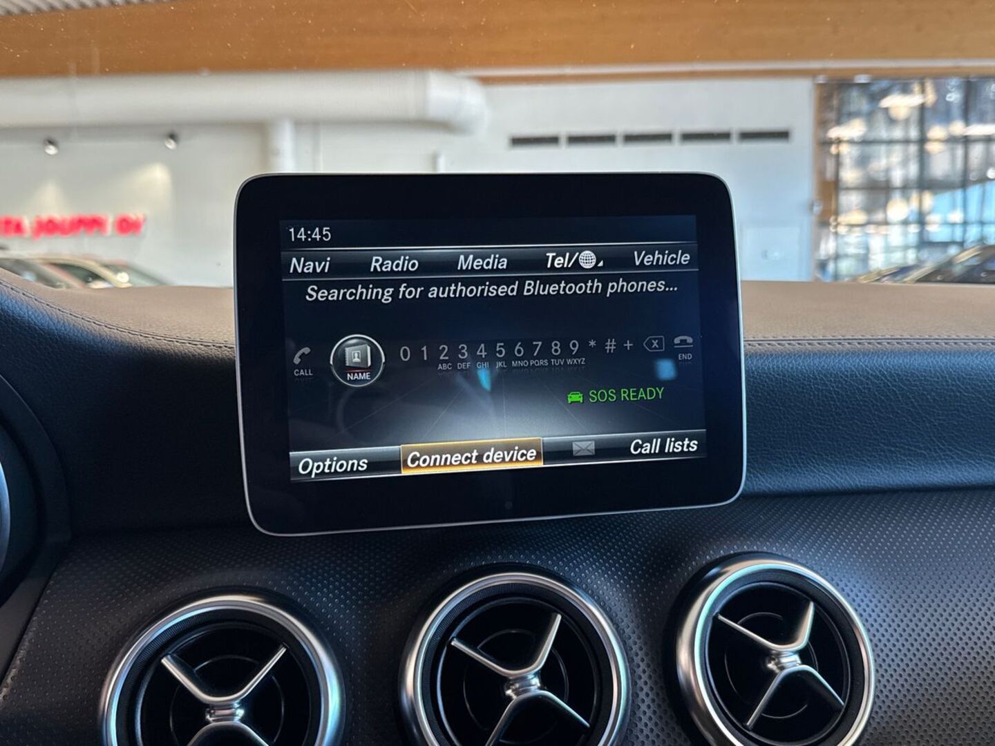MERCEDES-BENZ A 2017