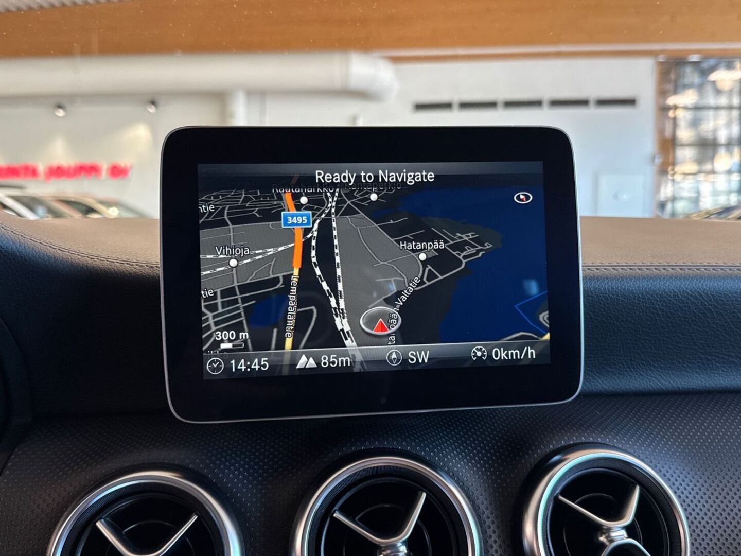 MERCEDES-BENZ A 2017