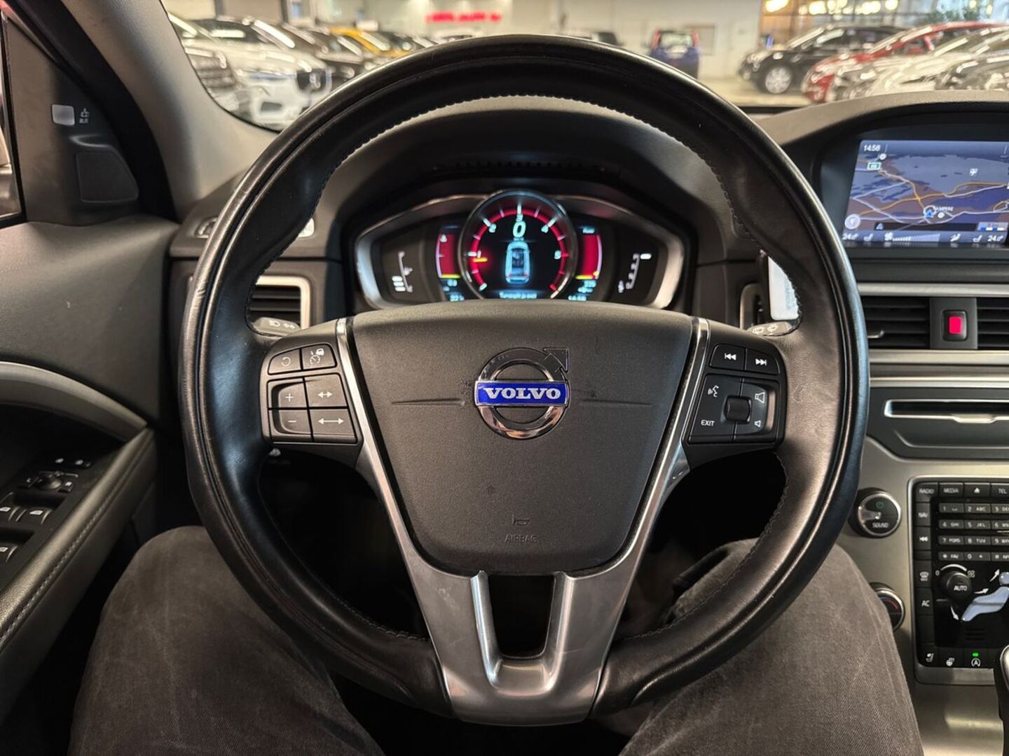 VOLVO V70 15