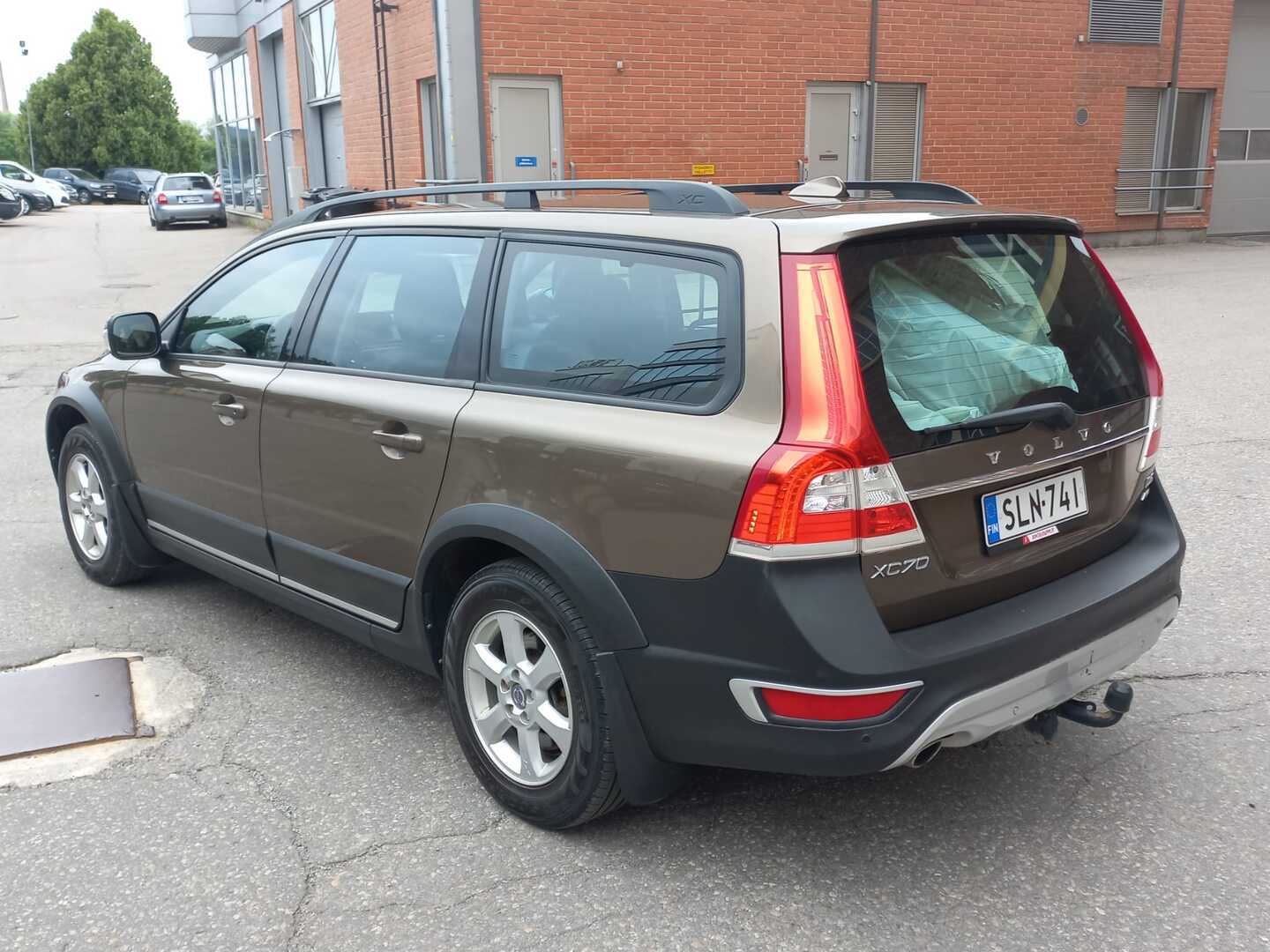 VOLVO XC70 2014