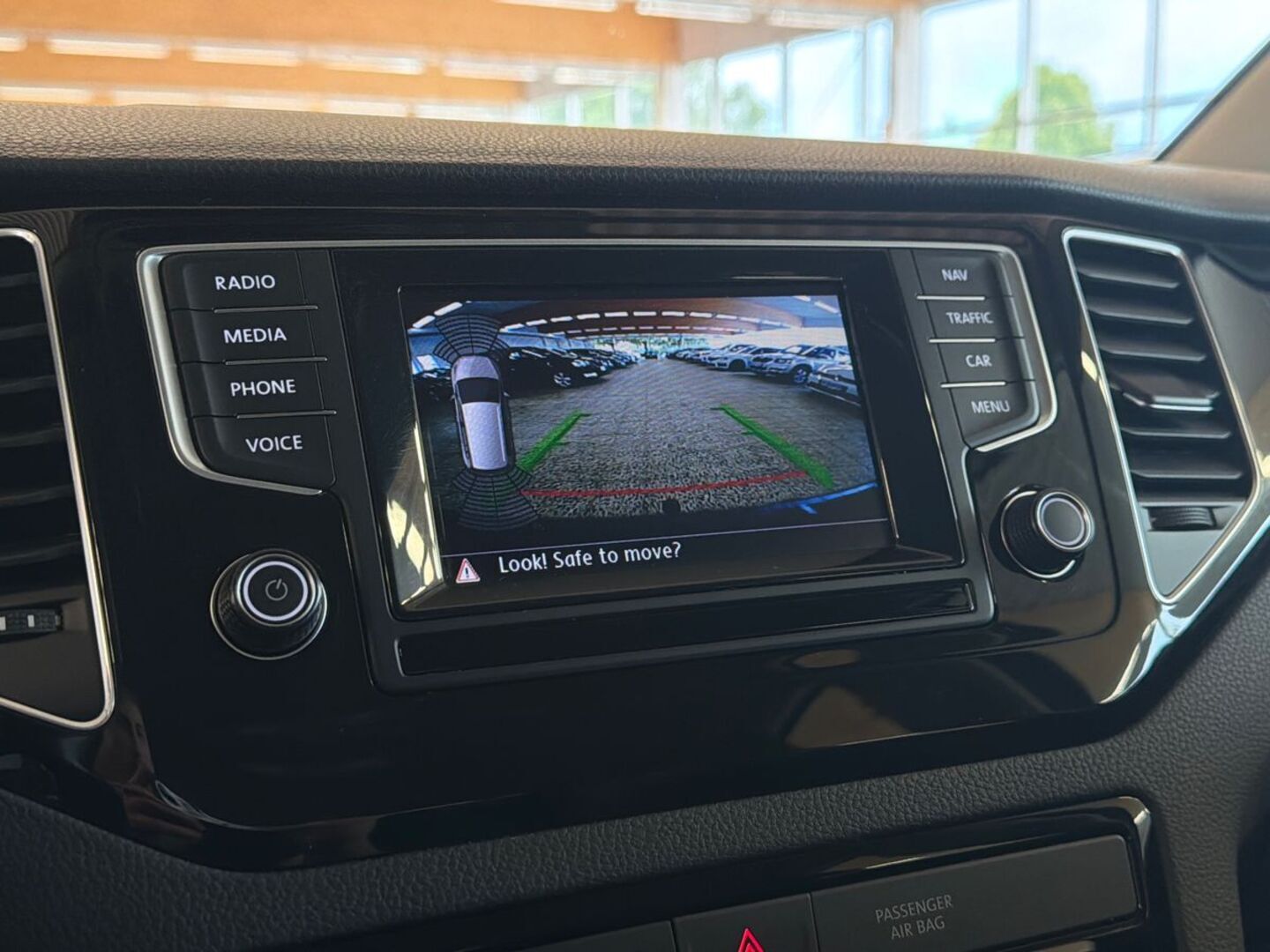 VOLKSWAGEN Golf Sportsvan 2015