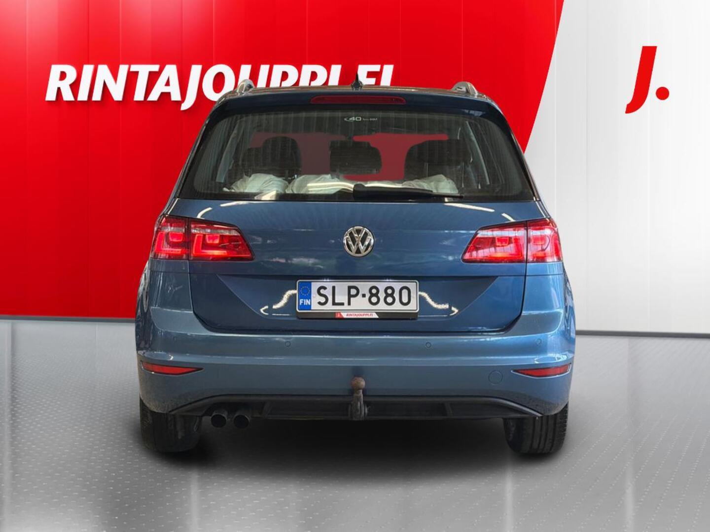 VOLKSWAGEN Golf Sportsvan 2015