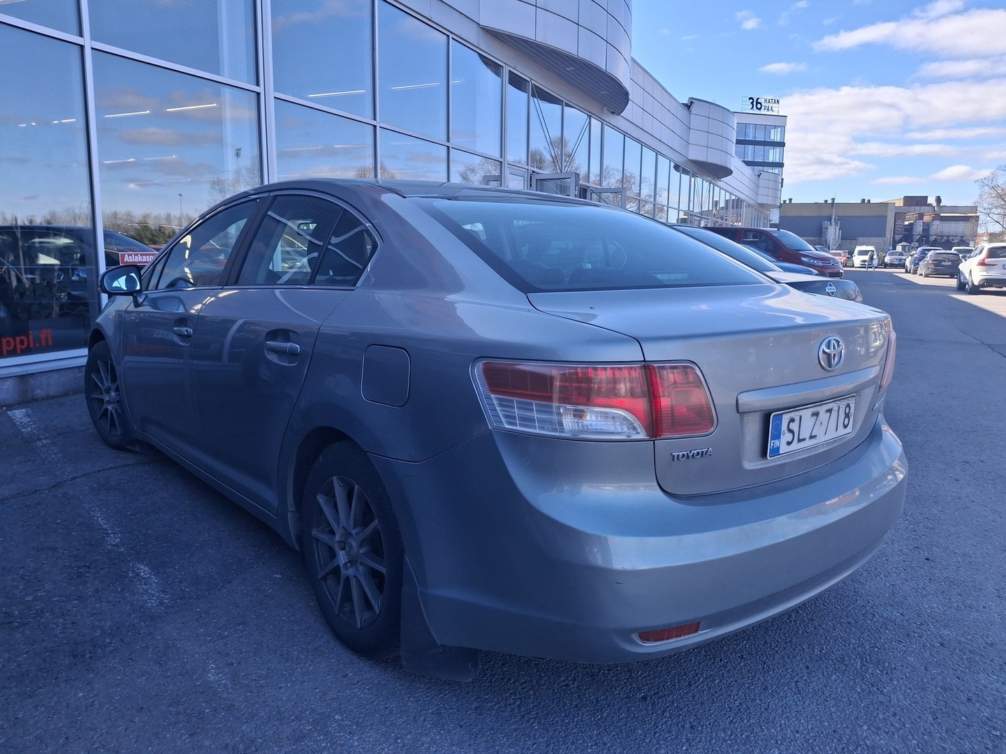 TOYOTA Avensis 2010