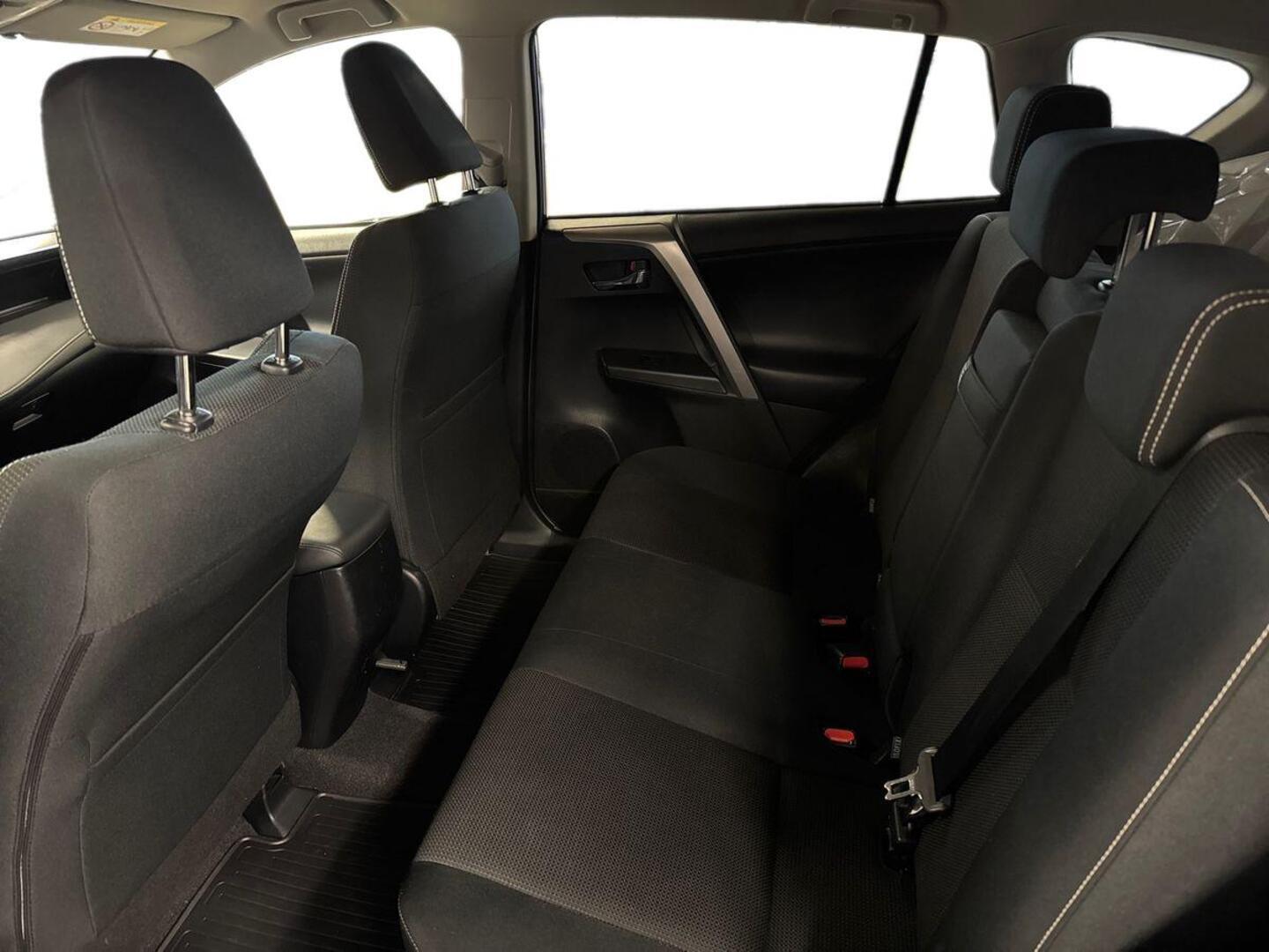 TOYOTA RAV4 2016